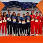 35km women: Award podium