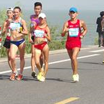 Qionglong - 3nd stage: Lyudmila Olianovska and Qieyang Shenjie walking in the middle of the men