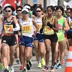 Women 20 km: leading pack
