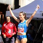 Women - 20 km - Eleonora Giorgi celebrates second place (by Philipp Pohle - GER)
