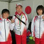 Women - Rena Goto e Kana Minemura felici dopo la prova assieme al loro allenatore Shigeyuki Shimizu 